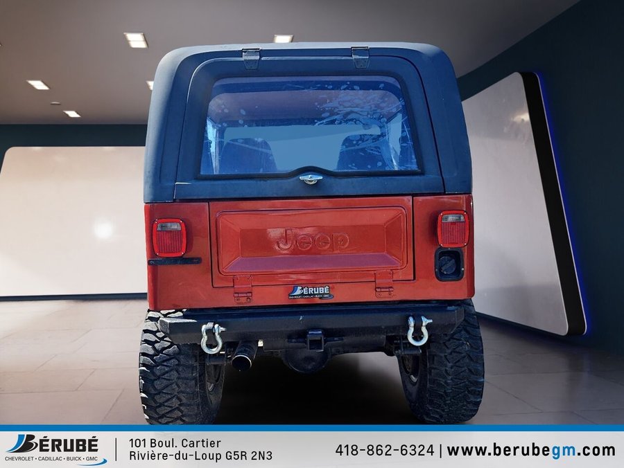 1982 Jeep YJ 1982 Red