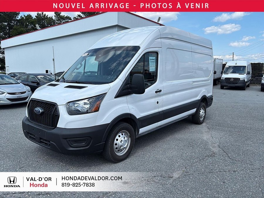 Ford Transit fourgon utilitaire T-250 TI toit surélevé 148 po PNBV de 9 070 lb 2025 2025 Blanc