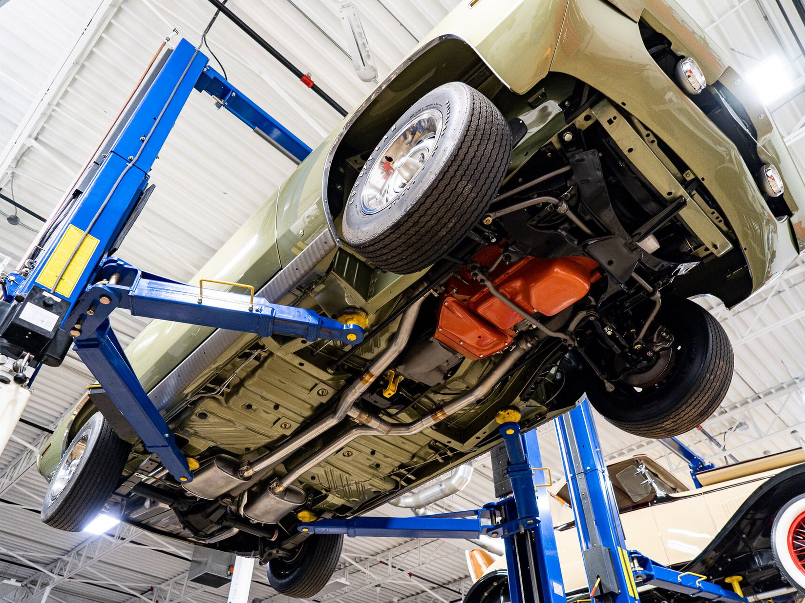 Plymouth HEMI Cuda *PRICE IN USD* | 1 Of 3 Used By Chrysler Of France Racing Division 1970 Vert Kirkland - photo #94