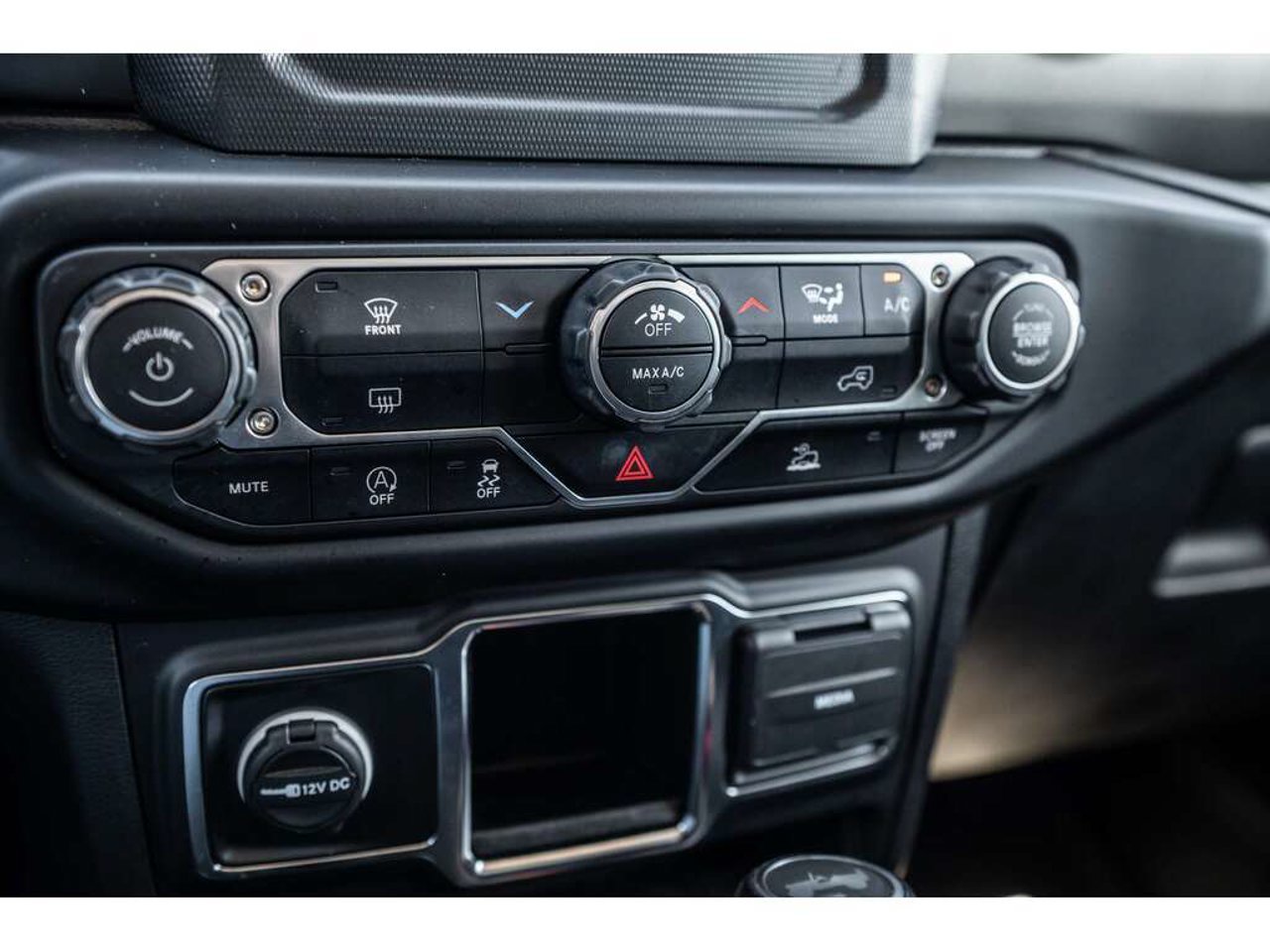 2022 Jeep Wrangler Willis 4x4 Silver Sainte-Julienne - photo #20