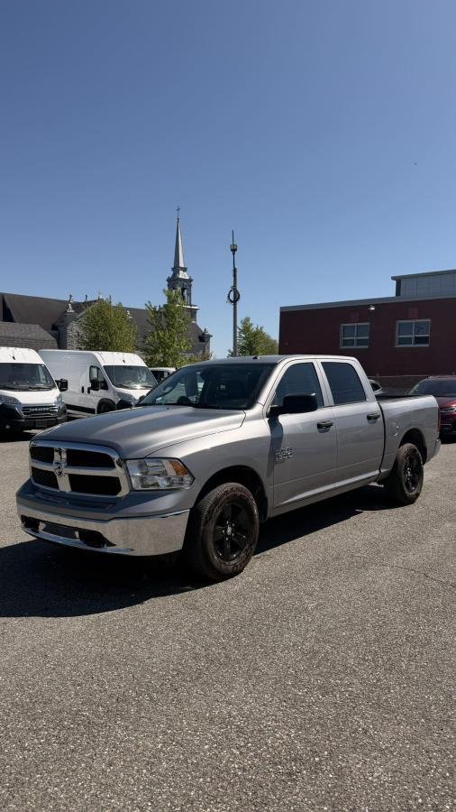2023 RAM 1500 Classic Grey Lac Mégantic - photo #0