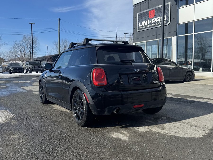 MINI Cooper Manuelle 2017 2017 Noir