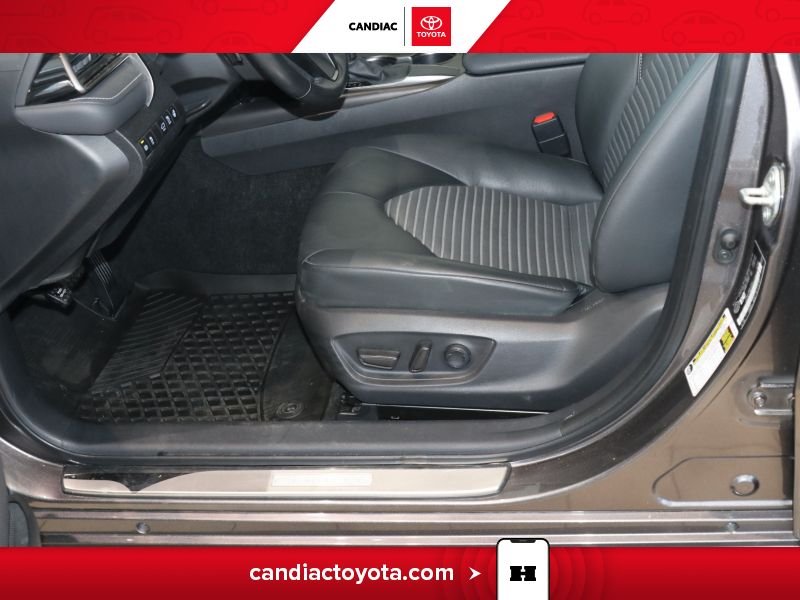 2022 Toyota Camry Grey Blainville - photo #16