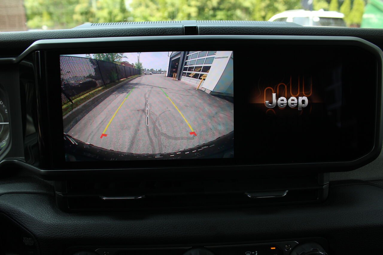 Jeep Wrangler 4xe VIN: 1C4RJXN61RW131569 2024 Noir Sainte-Rose - photo #18