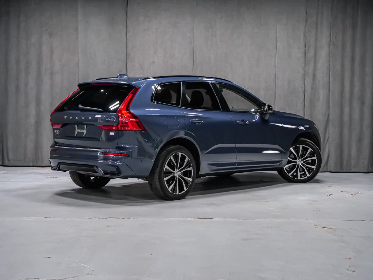 2023 Volvo XC60 Recharge T8 LONGUE AUTONOMIE ULTIMATE DARK BOWERS WILKINS SYST. REMORQUE Blue Montreal - photo #5
