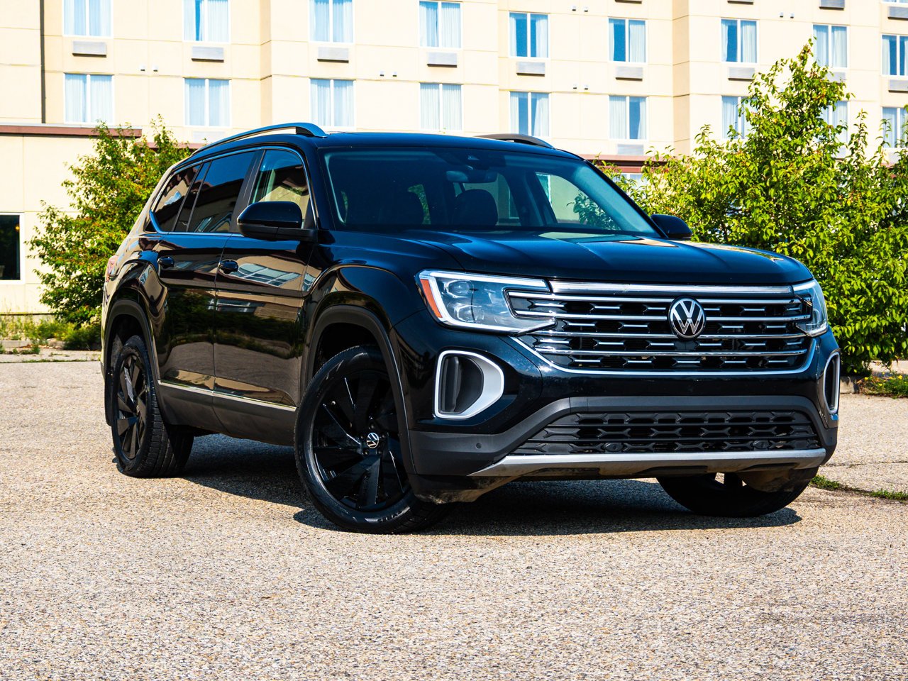 2024 Volkswagen Atlas Highline 2.0 TSI 4MOTION Black Sherwood Park - photo #1