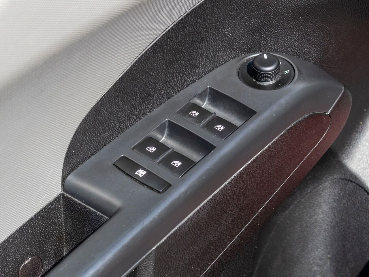 2012 Chevrolet Sonic Hayon 5 portes LT Orange Châteauguay - photo #29