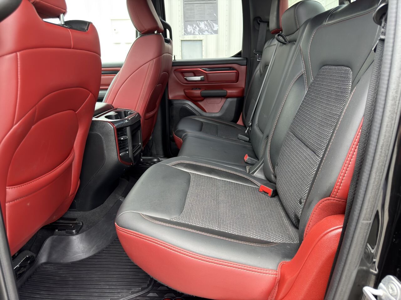 Ram 1500 2019 Noir Thetford Mines - photo #13
