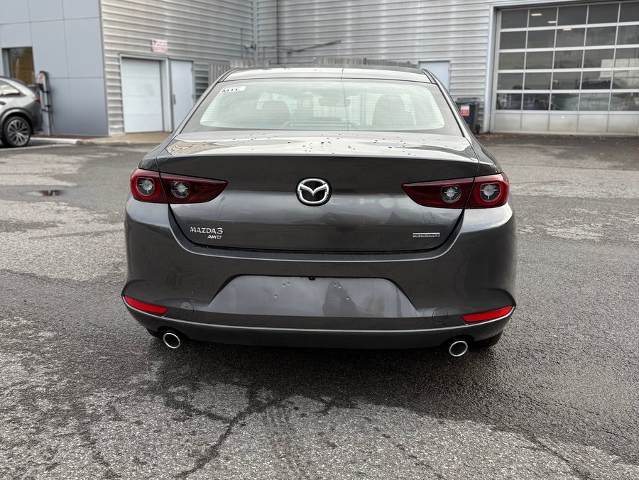 2025 MAZDA Mazda3 2025 Machine Grey Metallic