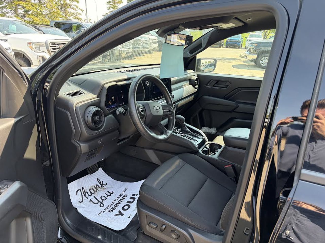 2023 Chevrolet Colorado 4WD Crew Cab Trail Boss Black Sherwood Park - photo #6