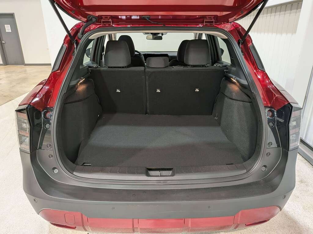 2026 Nissan Kicks S AWD Red Val-David - photo #8
