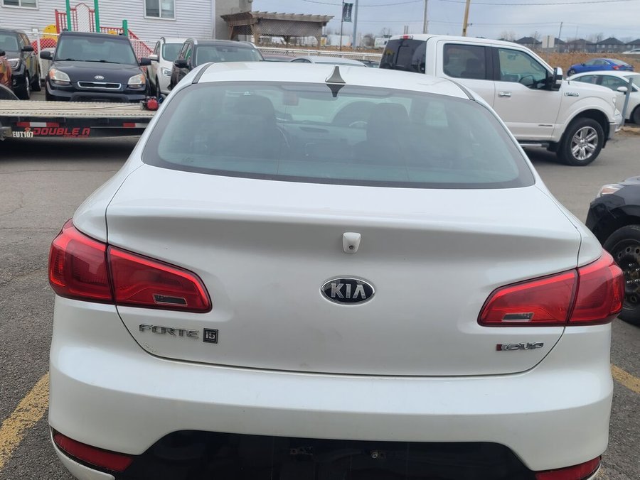 Kia Forte Koup 2014 2014 Blanc