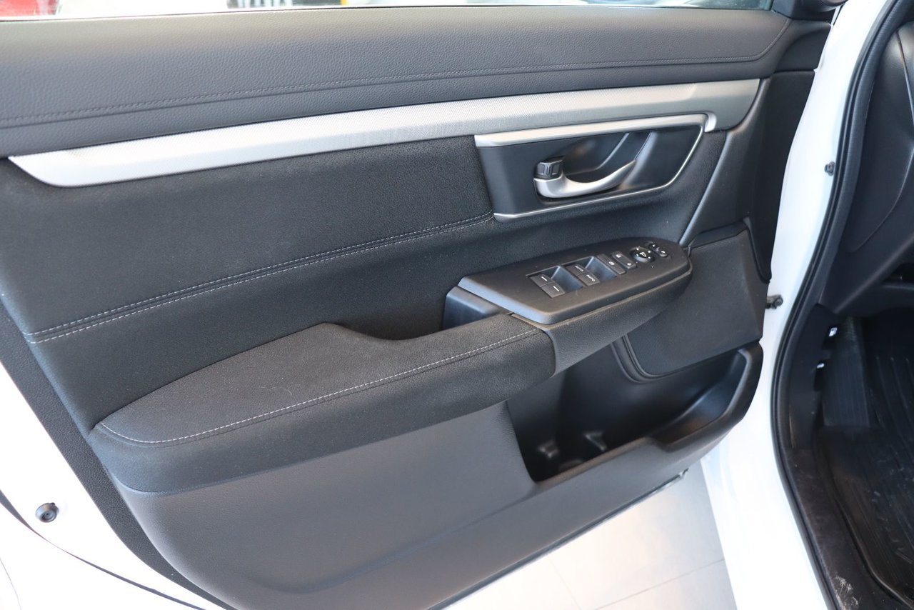 2021 Honda CR-V VIN 2HKRW2H43MH207256 White Chicoutimi - photo #15