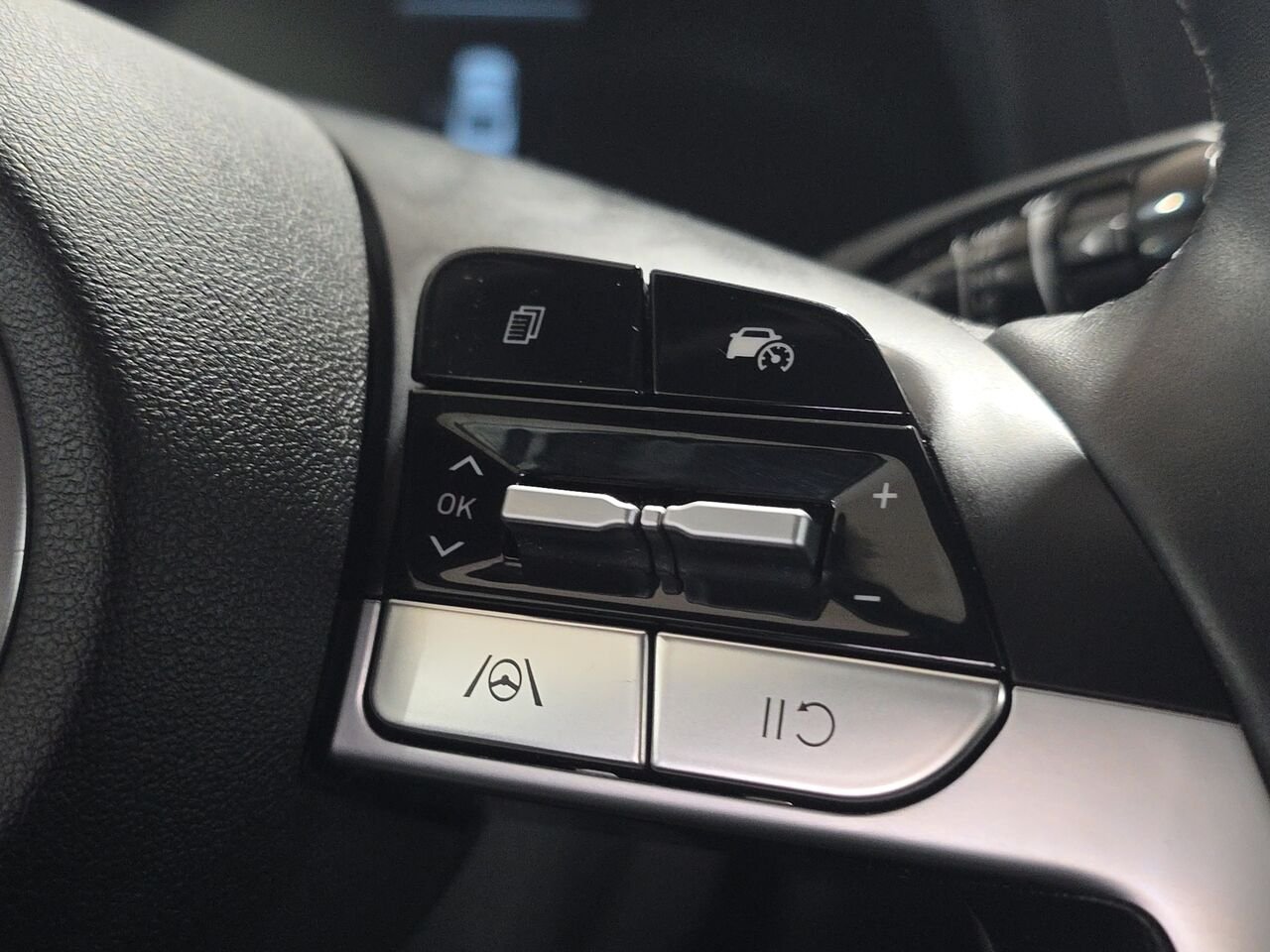 2024 Hyundai Elantra Preferred IVT, Bluetooth, Commande audio au volant, volant chauffant Black Val-David - photo #10