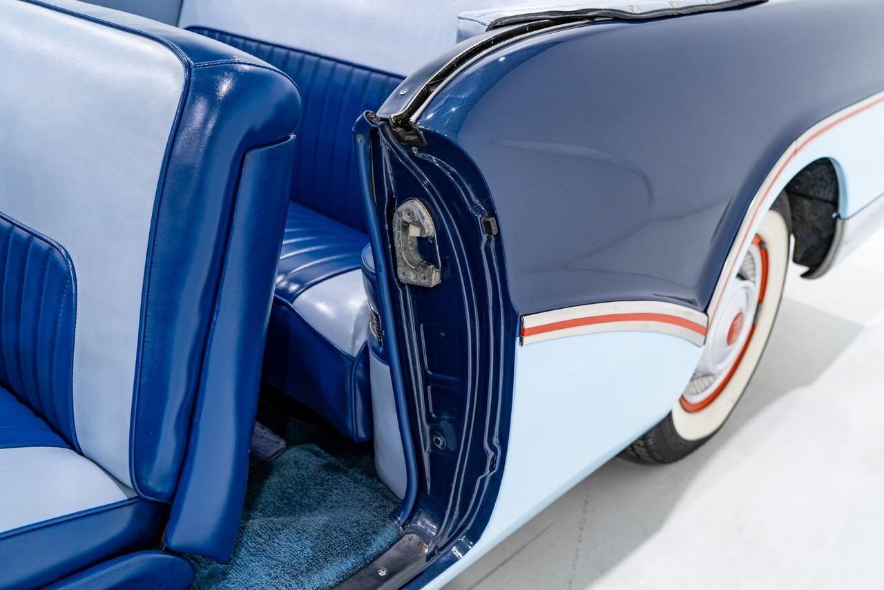 Buick Special 364/300HP NailHead 1 of only 2,056 | PRICE IN USD 1957 Bleu Montréal - photo #67
