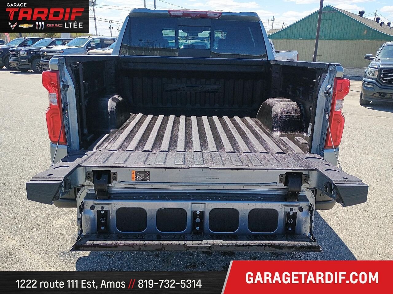CHEVROLET Silverado 1500 ZR2 cabine multiplace 4RM 147 po 2023 Gris Rouyn-Noranda - photo #8