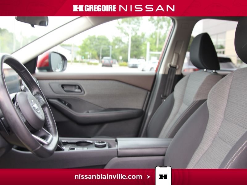 2021 Nissan Rogue Red Blainville - photo #11