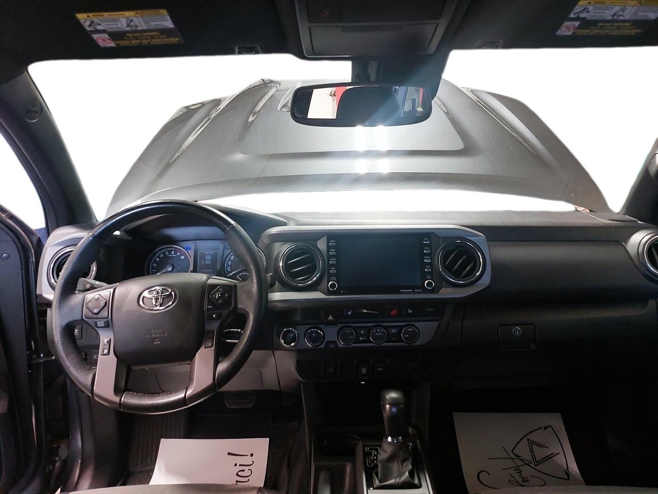 2022 Toyota Tacoma VIN 3TYDZ5BN4NT012674 Grey Chicoutimi - photo #8