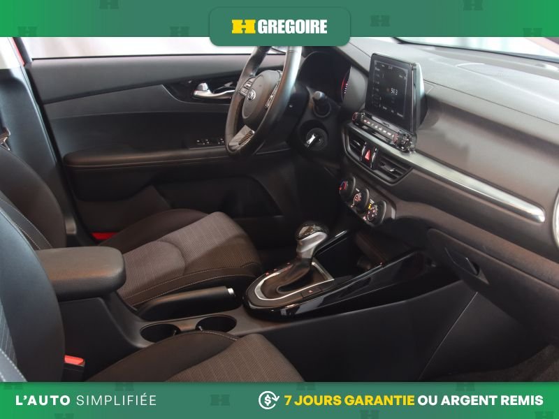 2020 Kia Forte Red Blainville - photo #28