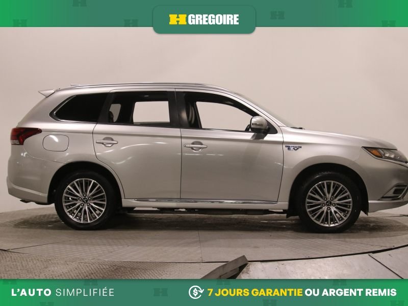 2020 Mitsubishi Outlander Plug-In Hybrid Grey Blainville - photo #10