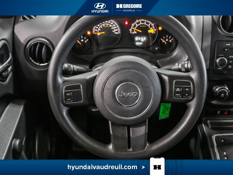 2016 Jeep Patriot Black Laval - photo #18