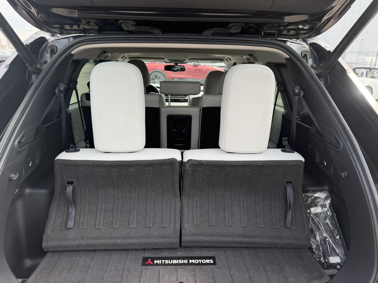 2022 Mitsubishi Outlander GT AWD 7 PASSAGERS Grey Laval - photo #15