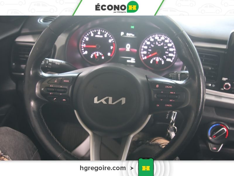 2023 Kia Rio 5 Silver Blainville - photo #13