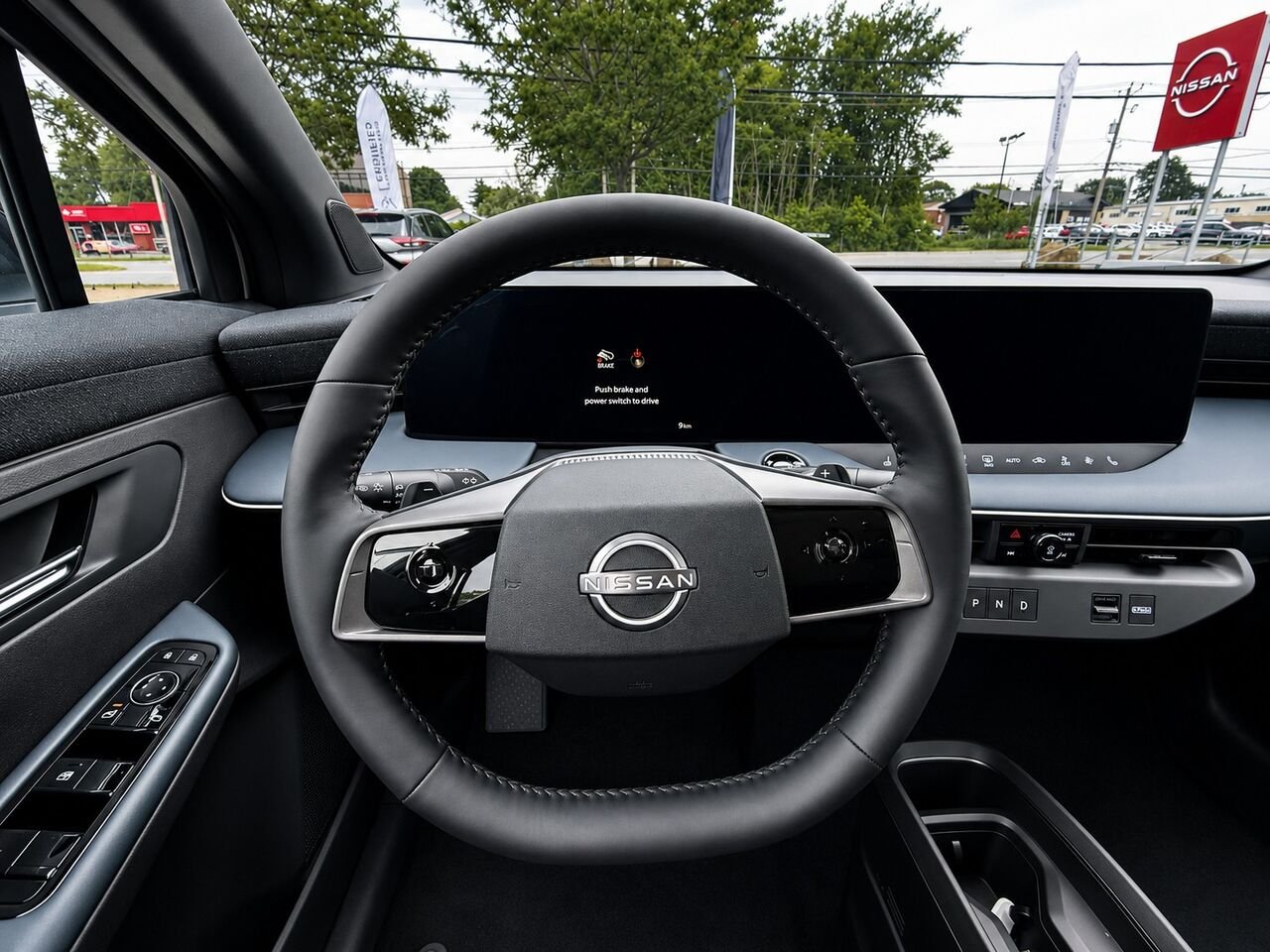 NISSAN LEAF LEAF SV+ 2026 Blanc Everest nacré triple couche/Noir Châteauguay - photo #11