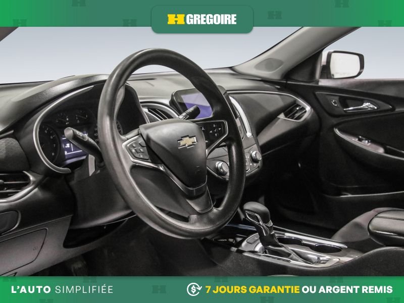 Chevrolet Malibu 730584 | LT AUTO A/C MAGS CAM RECUL BLUETOOTH 2022 Argent Laval - photo #11