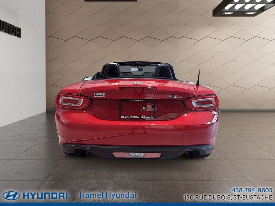 FIAT 124 Spider 2017 2017 Rouge