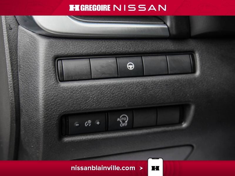 2023 Nissan Rogue Beige Laval - photo #24
