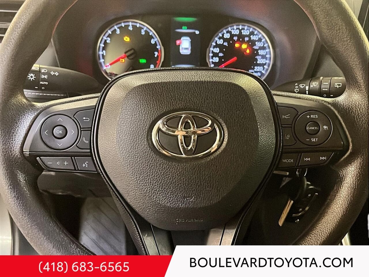 Toyota RAV4 99831B-188 | LE 2019 Gris magnétique métallisé Québec - photo #9