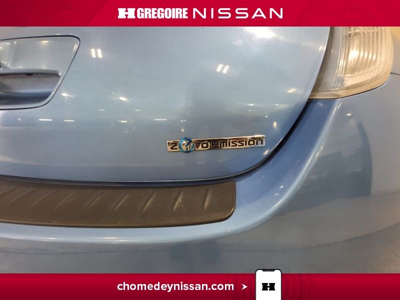 2014 Nissan Leaf Blue Saint-Eustache - photo #28