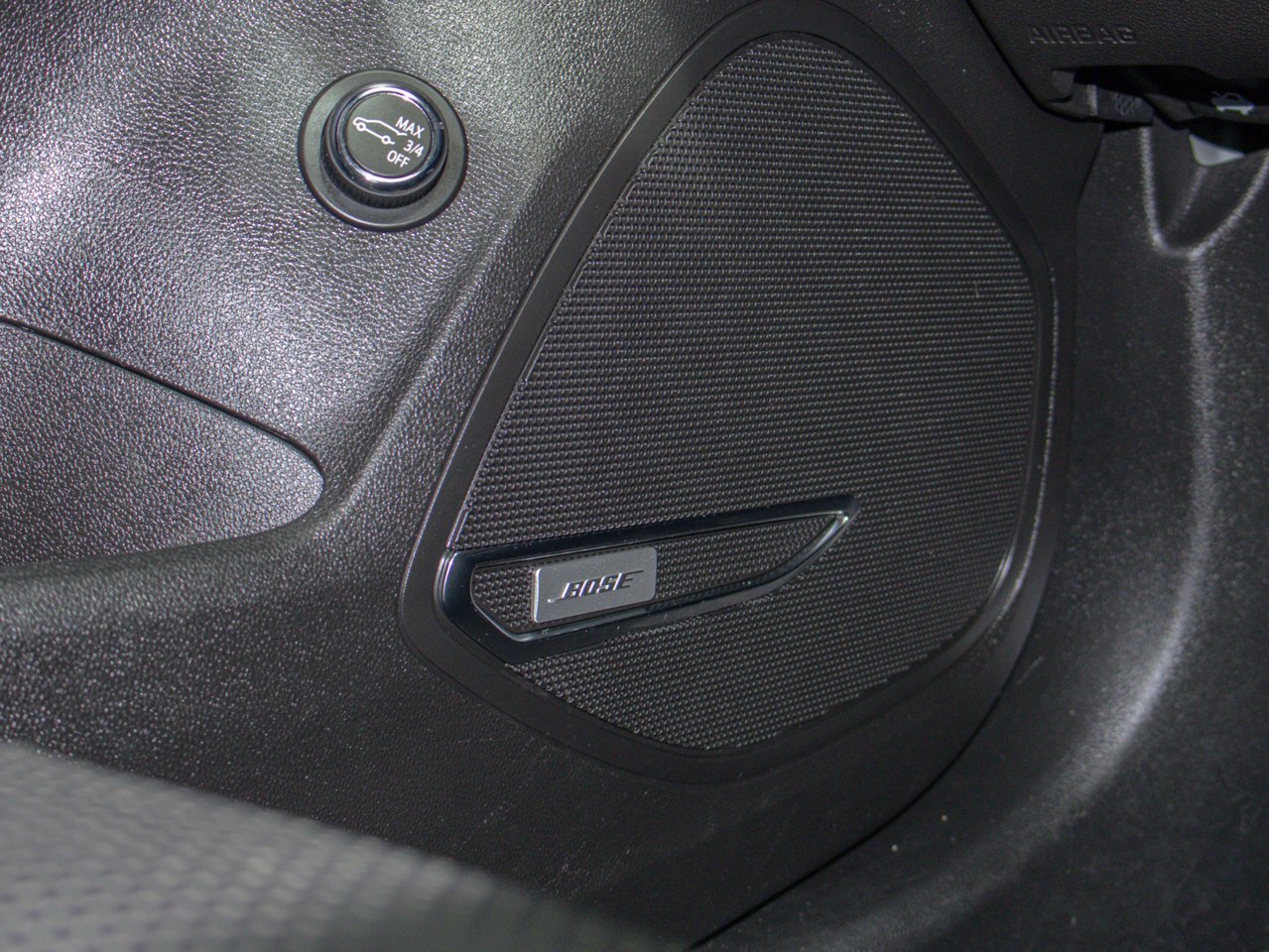2022 Buick Envision AWD 4dr Essence White Sherwood Park - photo #20