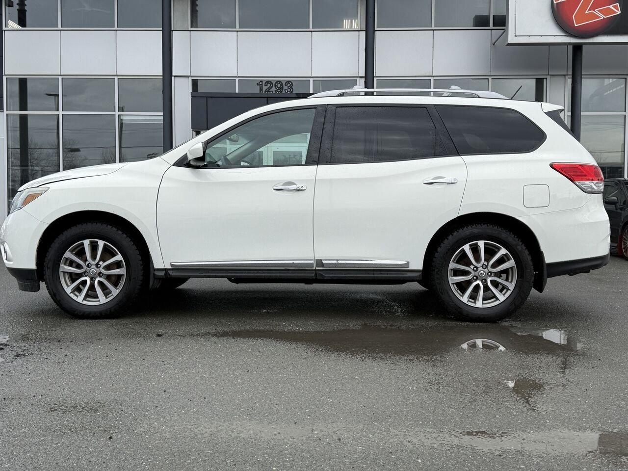 2014 Nissan Pathfinder AWD White Granby - photo #2