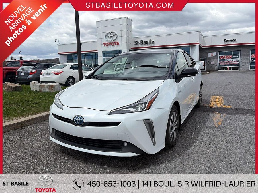 Toyota prius 2022 2022 Frisson glacé avec toit noir céleste