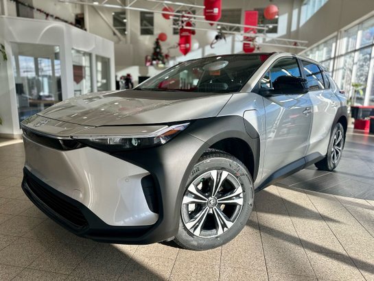 2024 TOYOTA BZ4X 2024 Silver