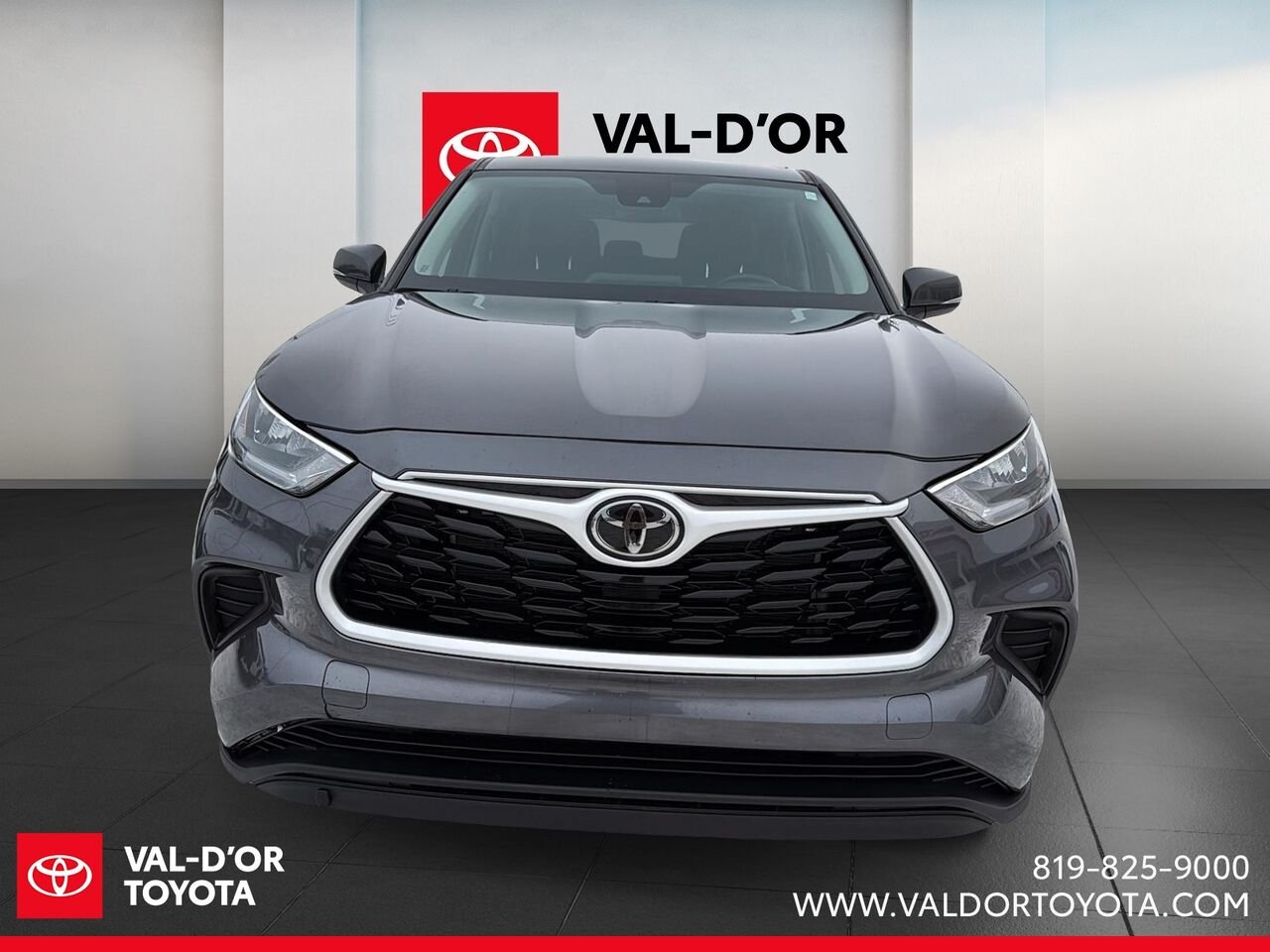 Toyota Highlander AWD LE AWD 2024 Gris magnétique métallisé Val-d'Or - photo #1