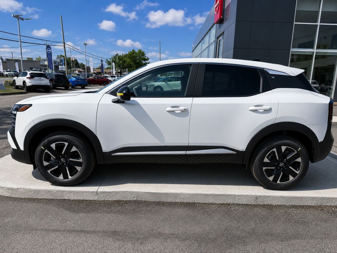 2026 NISSAN Kicks KICKS SV Aspen White TriCoat Châteauguay - photo #1