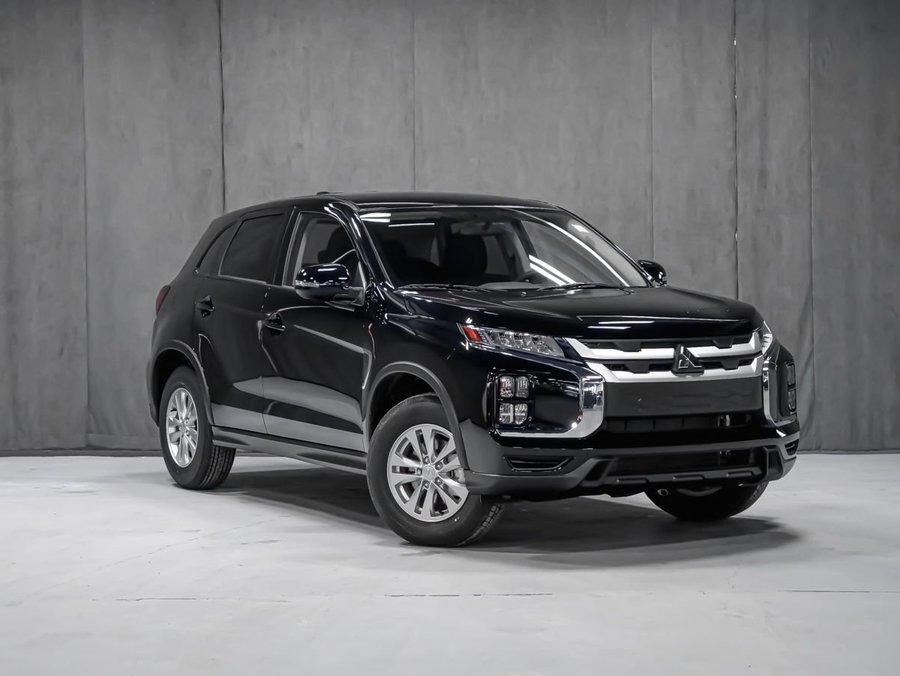 2026 Mitsubishi RVR SE Labrador Black