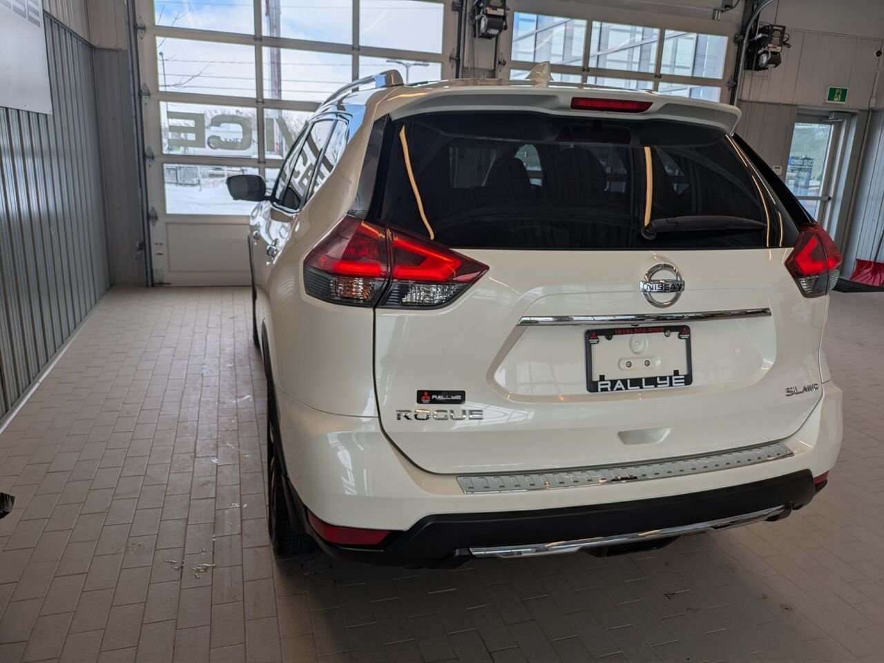 Nissan Rogue 2018 Blanc Gatineau - photo #16