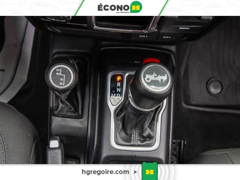 2019 Jeep Wrangler Blue Saint-Eustache - photo #17