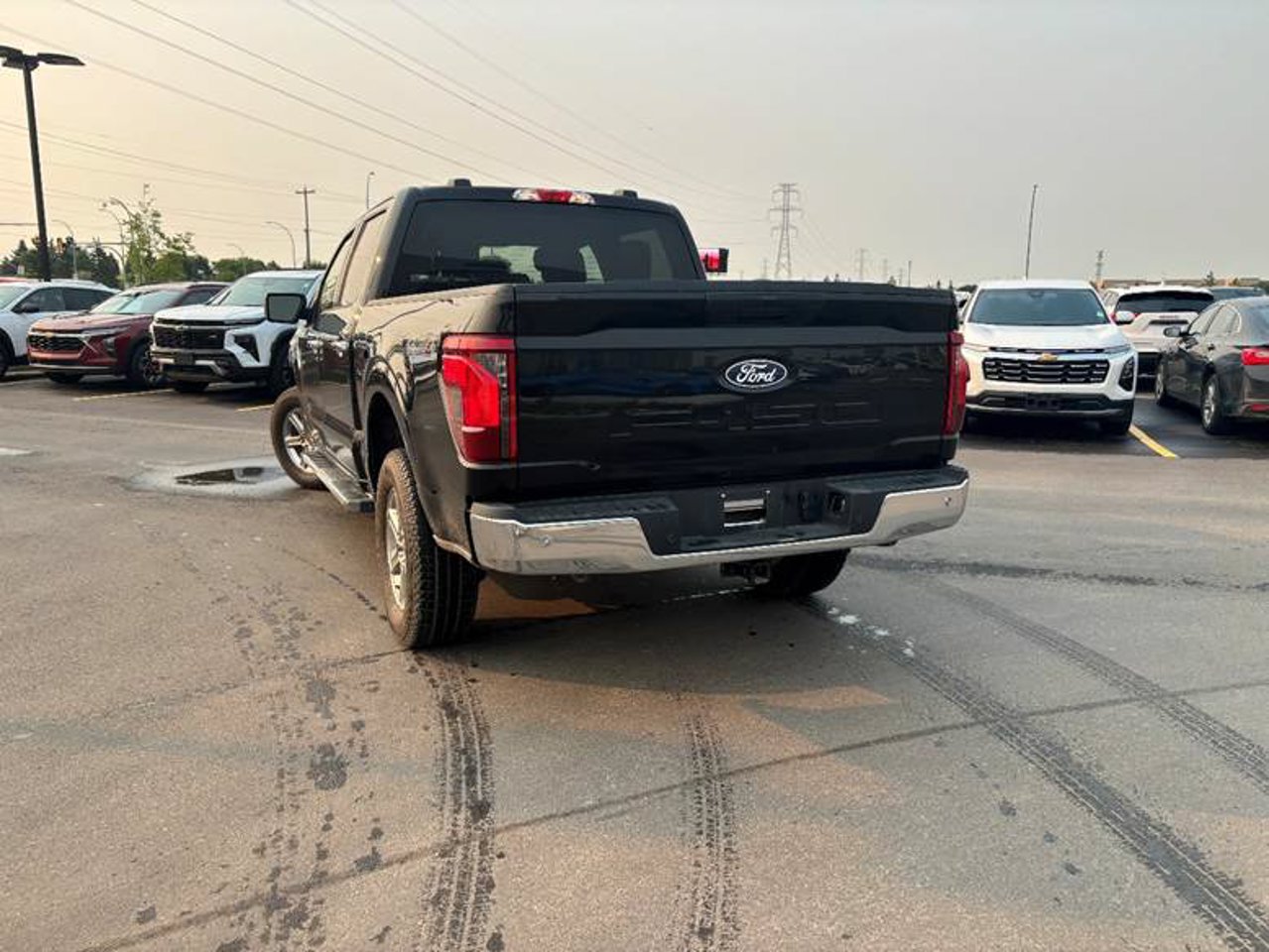 2025 Ford F-150 XLT 4WD SuperCrew 5.5' Box Black Sherwood Park - photo #3