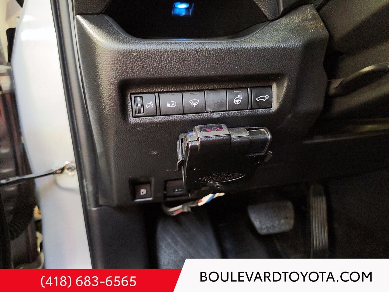 2022 Toyota RAV4 Prime 99744A-40 | XSE, HYBRIDE, AWD Silver Québec - photo #13