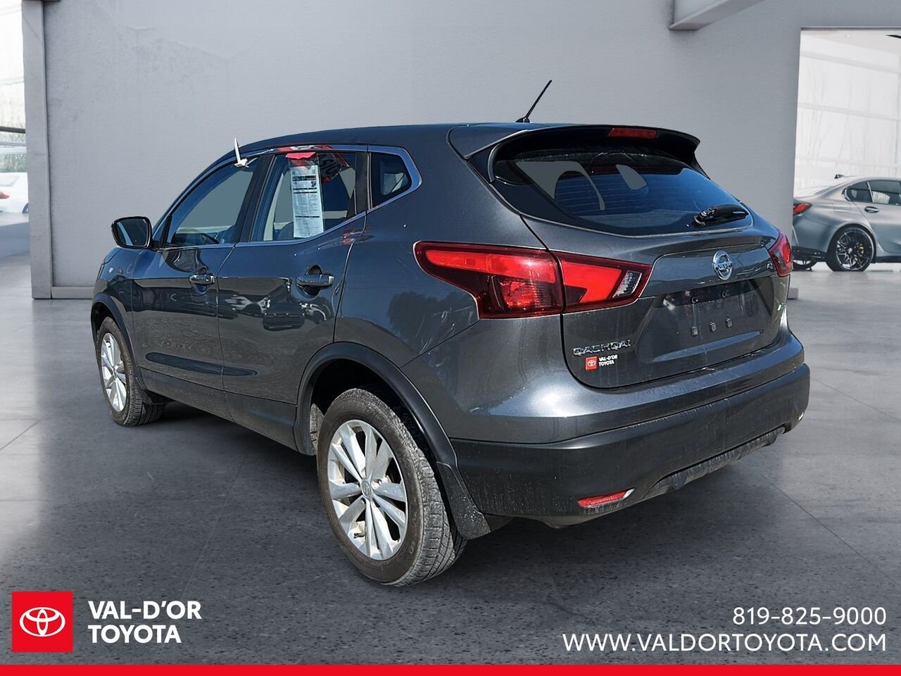 2018 Nissan Qashqai S TI CVT Grey Val-d'Or - photo #3