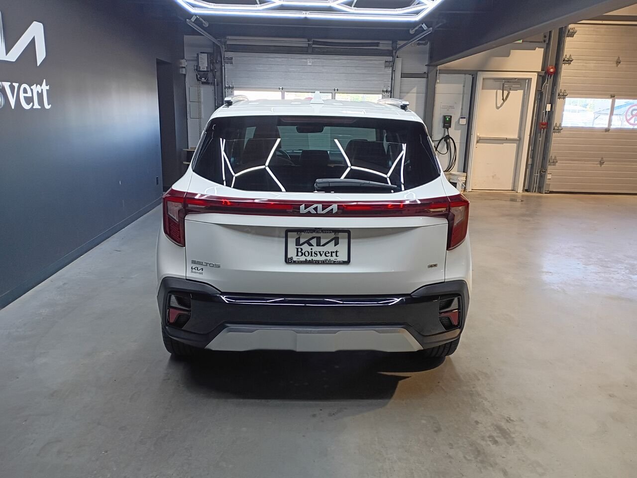 Kia Seltos 2025 Blanc Blainville - photo #7