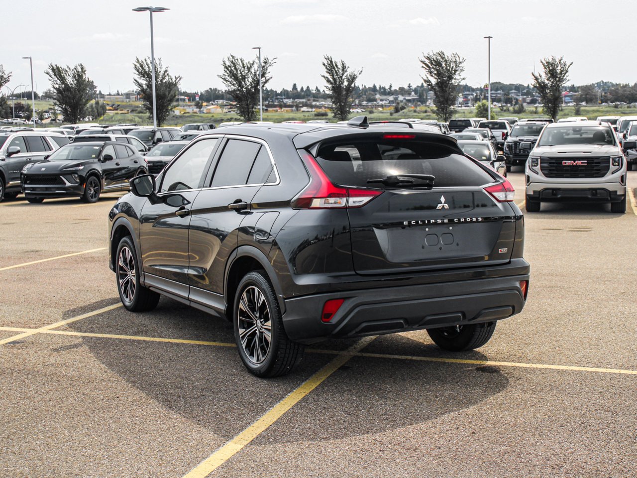 2022 Mitsubishi Eclipse Cross ES S-AWC Black Sherwood Park - photo #5