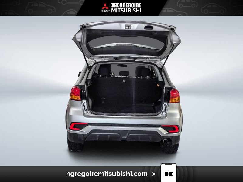 Mitsubishi RVR MR4403 | ES * Caméra * Aucun Accident * Bluetooth 2019 Gris Laval - photo #27