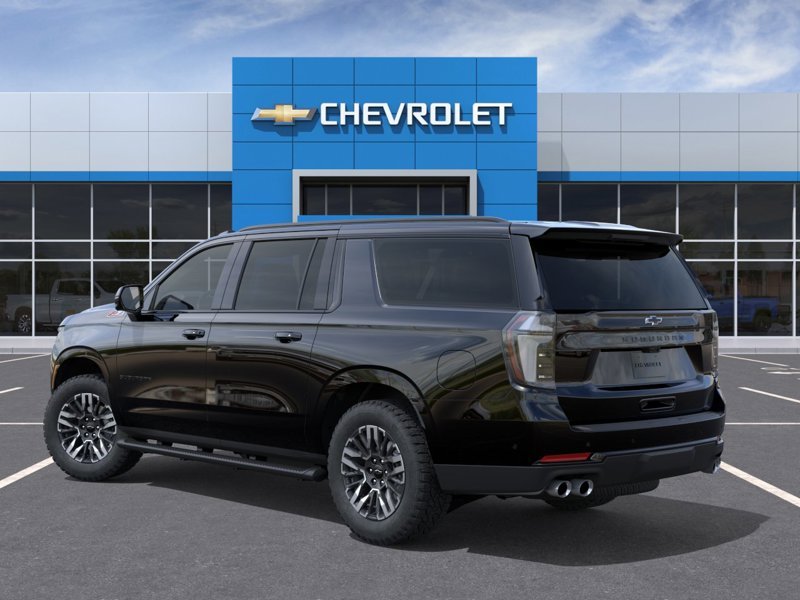CHEVROLET Suburban Z71 4 portes 4RM 2026 NOIR Montmagny - photo #2