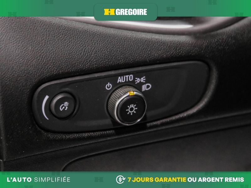 Chevrolet Malibu 730584 | LT AUTO A/C MAGS CAM RECUL BLUETOOTH 2022 Argent Laval - photo #16